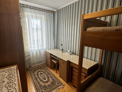 кімната за адресою Старицького вул., 11