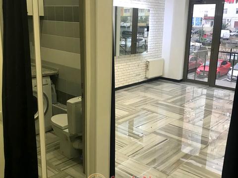 комерційна за адресою Академіка Сахарова вул., 3-А