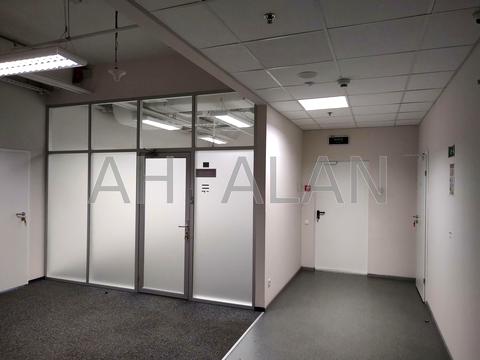 комерційна за адресою Вацлава Гавела бульв. (Івана Лепсе), 63