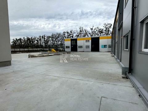 комерційна за адресою Кленова, 1