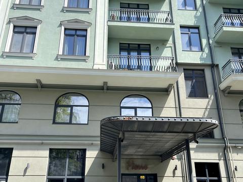 комерційна за адресою Успенський пров., 11