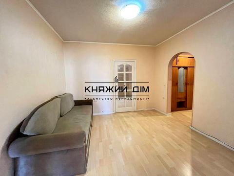 квартира по адресу Драгоманова ул., 23-А