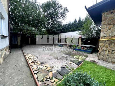 комерційна за адресою Звіринецька вул., 44