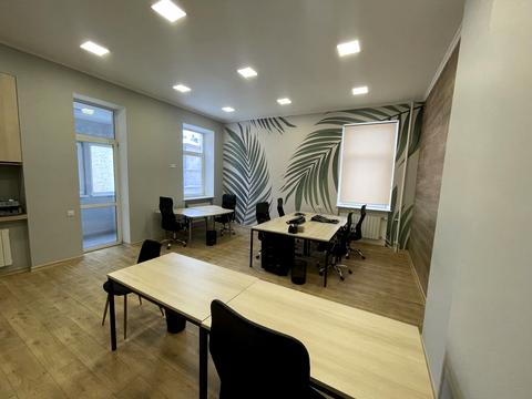 комерційна за адресою Київ, Пирогова вул., 3