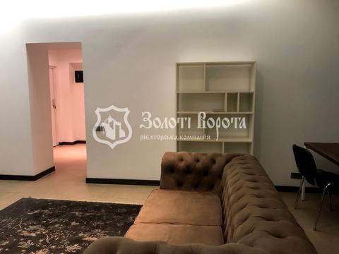 квартира за адресою Олександра Кониського вул., 76/78