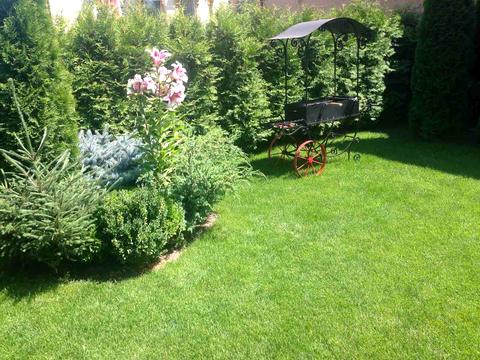 будинок за адресою Озерна вул.