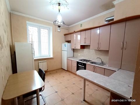 комерційна за адресою Троїцька вул., 28