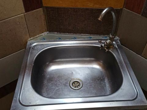 будинок за адресою Івана Франка вул., 1