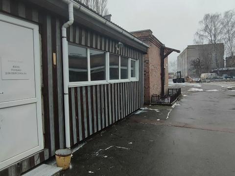 комерційна за адресою Степана Бандери вул. (Попова), 3