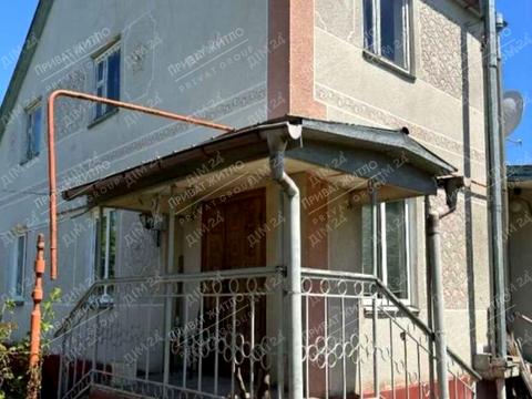 будинок за адресою Центральна, 1
