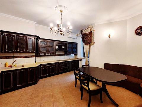 квартира за адресою Старонаводницька вул., 6-Б