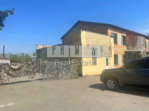 комерційна за адресою Перемоги вул., 2А