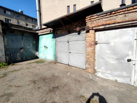 паркомісце за адресою Князя Володимира Великого вул. (Плеханова), 18