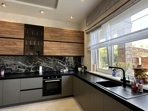 будинок за адресою Абрикосова вул.