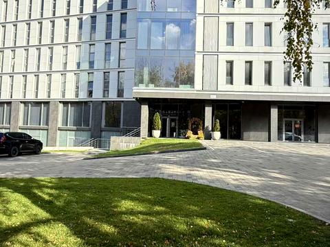 комерційна за адресою Пилипа Орлика просп. (Ілліча), 17
