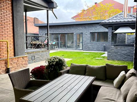 будинок за адресою Марка Вовчка вул., 11