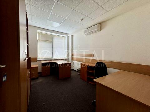 комерційна за адресою Новопечерський пров., 5