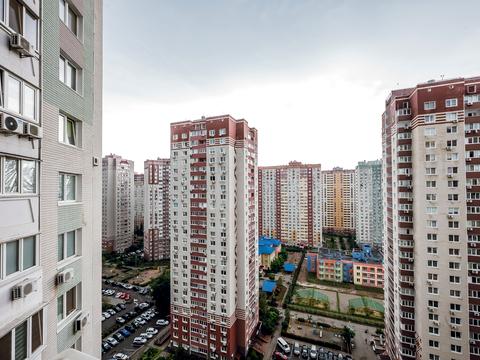 квартира за адресою Софії Русової вул., 3