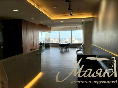 коммерческая по адресу Кловский спуск, 7a