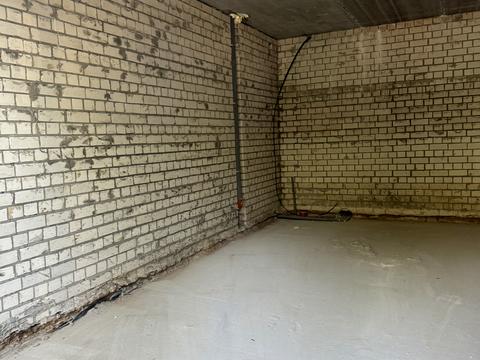 комерційна за адресою Соборна вул., 2