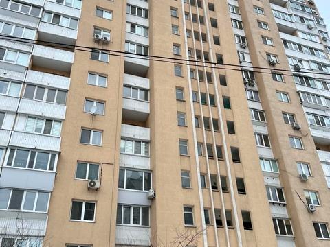 квартира за адресою Автозаводська вул., 15А