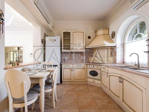 будинок за адресою смт. Козин, Старокиївська вул., 13/12