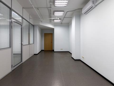 комерційна за адресою Ованеса Туманяна вул., 15-А