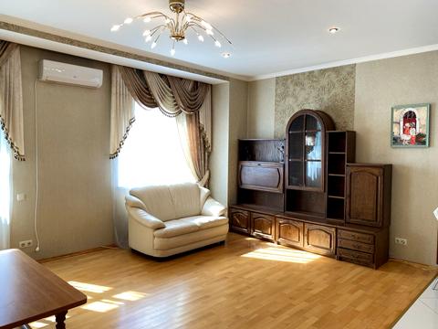 квартира за адресою Івана Дяченка вул., 20-Б