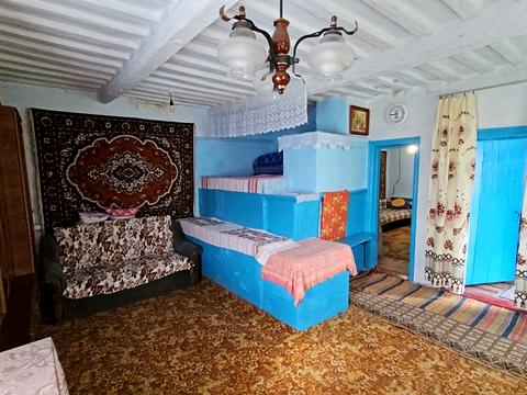 будинок за адресою с. Плужники, Червоноармійська