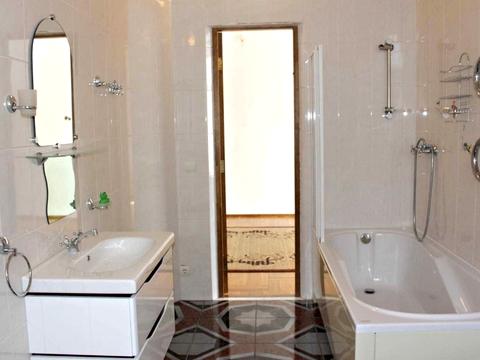 будинок за адресою Зоряний