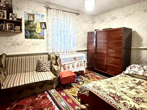 будинок за адресою смт. Рокитне, Червона Січ