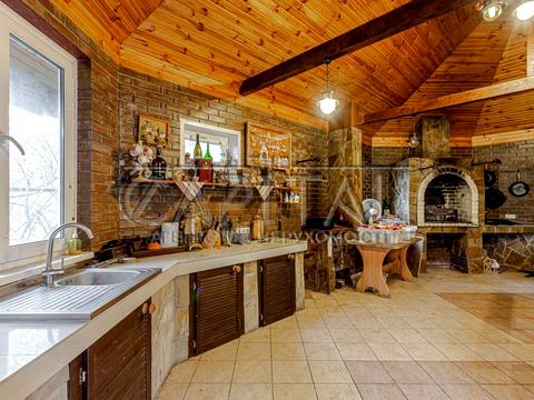 будинок за адресою Луговий пров.