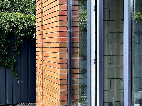 будинок за адресою Миколи Руденка вул. (Руденка)