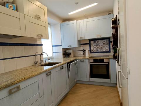 квартира за адресою Степана Бандери, 6