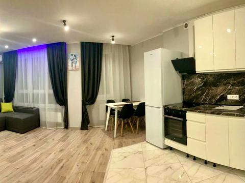квартира по адресу Академика Глушкова просп., 9-В
