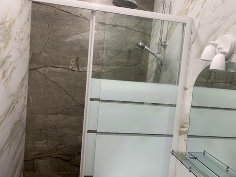 квартира по адресу Радистов ул., 18