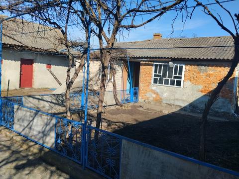 дом по адресу Шкільна