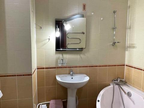 квартира за адресою Міцкевича вул., 5