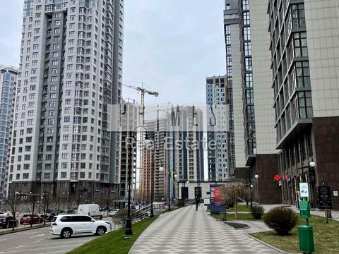 коммерческая по адресу Андрея Верхогляда ул. (Михайла Драгомирова), 20
