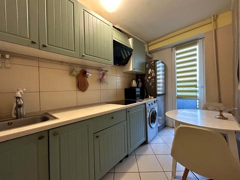 квартира за адресою Молоді просп., 8А