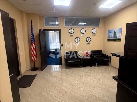 коммерческая по адресу Михаила Грушевского ул., 9-А