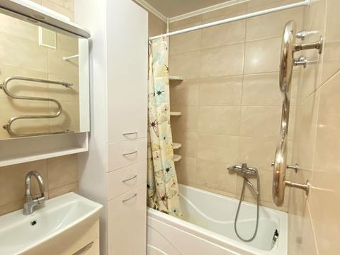 квартира за адресою Олександра Кониського вул., 70-72