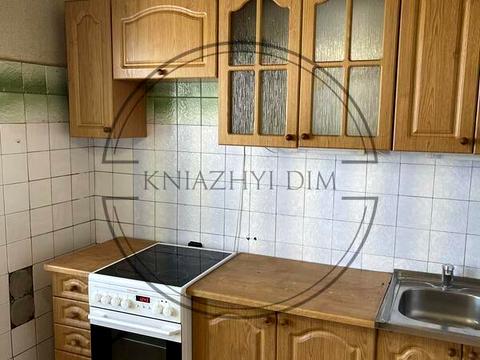 квартира по адресу Ревуцкого ул., 29-А