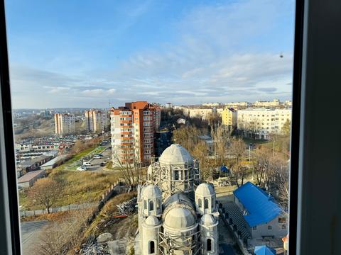 квартира за адресою Довженка вул., 32
