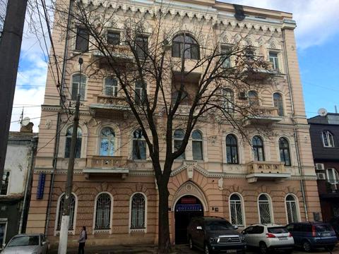 комерційна за адресою Пантелеймонівська вул., 22