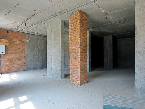 комерційна за адресою Академіка Заболотного вул., 1-Б