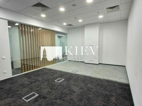 комерційна за адресою Князів Острозьких вул. (Московська), 32