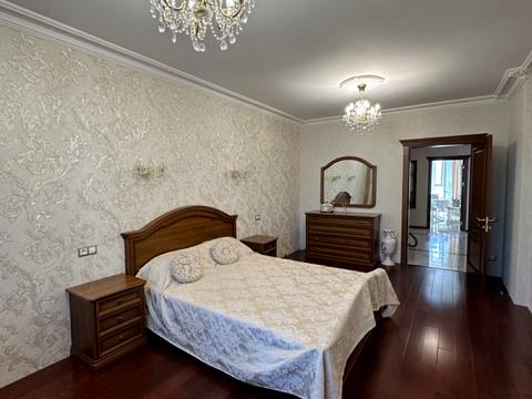 квартира по адресу Патриарха Мстислава Скрипника ул., 40