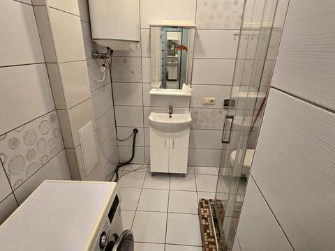 квартира по адресу Академика Глушкова просп., 9-Д