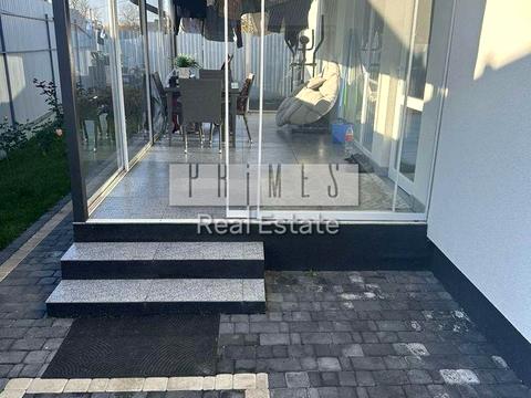 дом по адресу Київська вул.